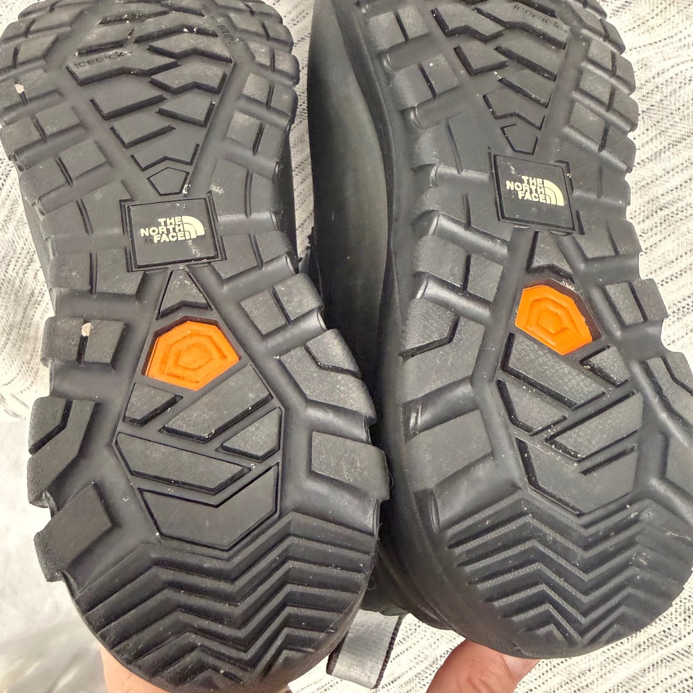 The North Face Yukiona Pull On Ankle Boots 9.5 Quilted Winter Waterproof Lined - Picture 7 of 7